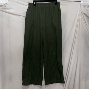 Zenana Outfitters Woman’s Olive Linen Chinos